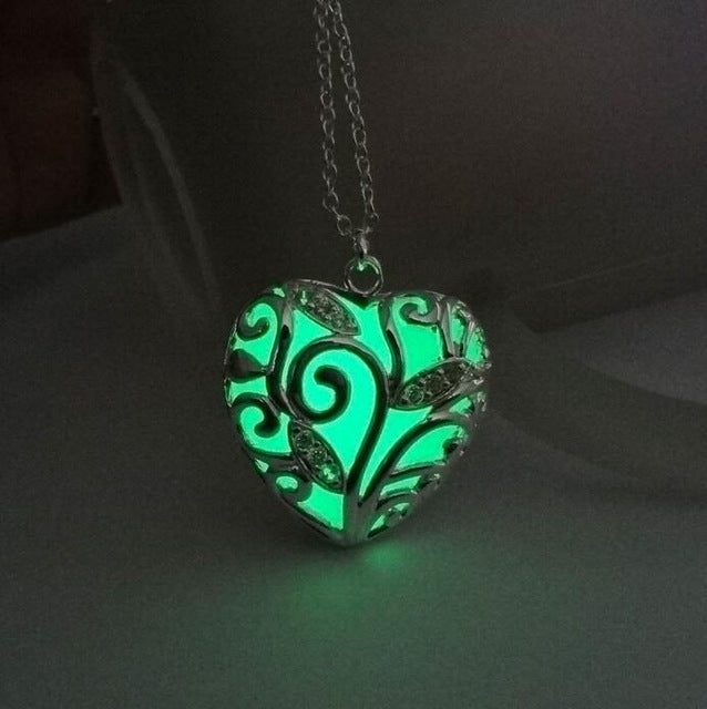 Glow In the Dark Heart Necklace Pendant Christmas Gift for Daugher Mum - FushionGroupCorp